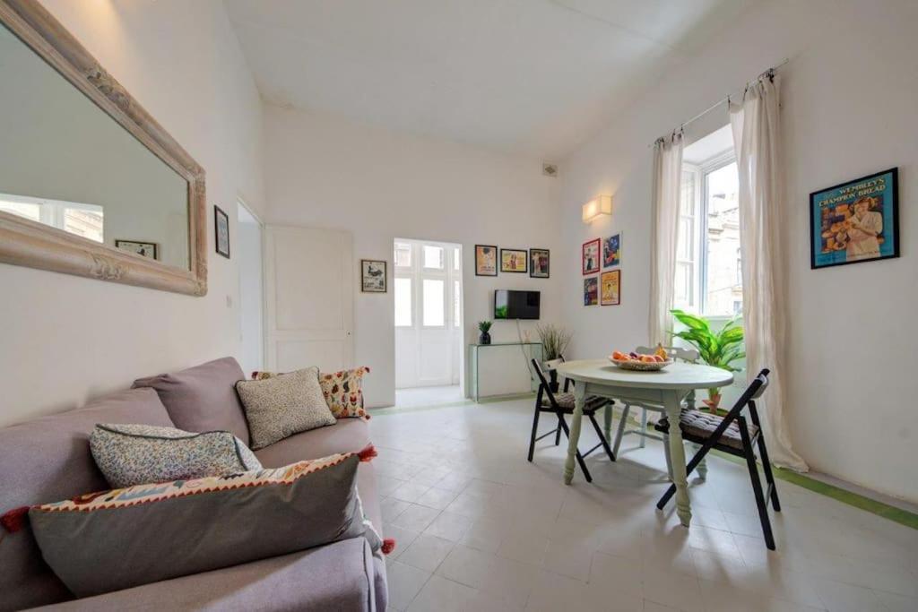 Traditional Maltese Town House In Floriana Dış mekan fotoğraf