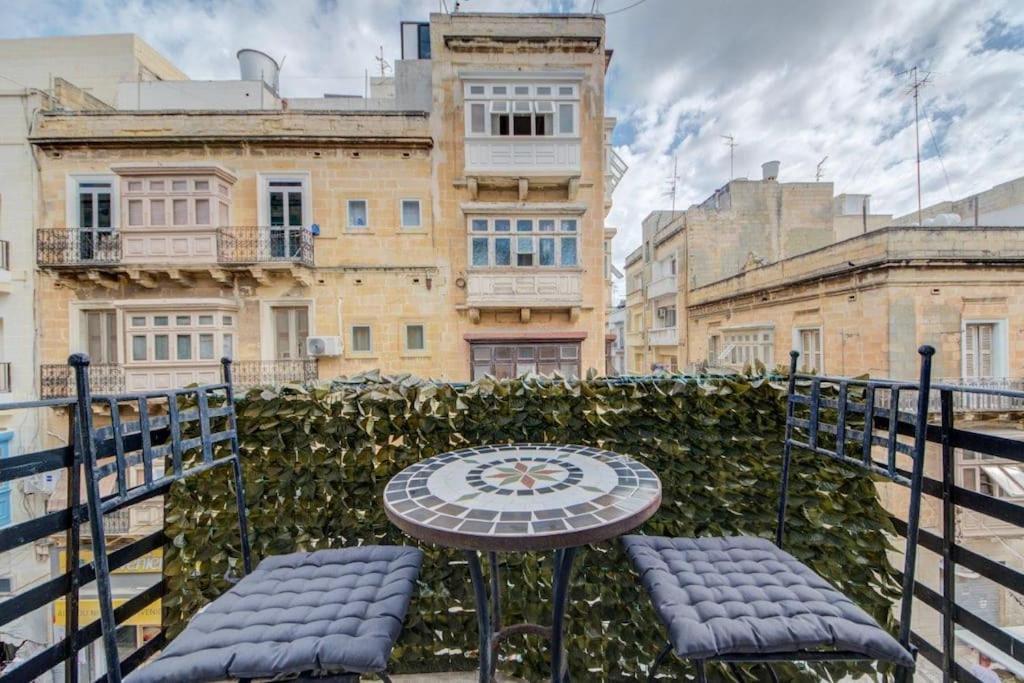 Traditional Maltese Town House In Floriana Dış mekan fotoğraf
